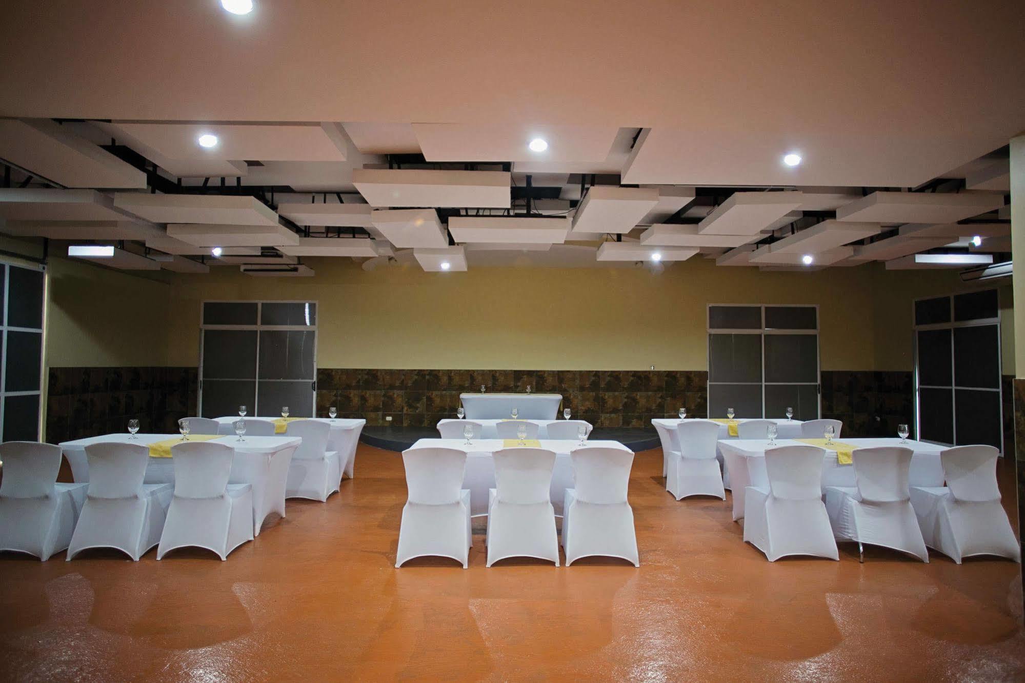 Hotel Cana Brava Inn Canas Екстер'єр фото